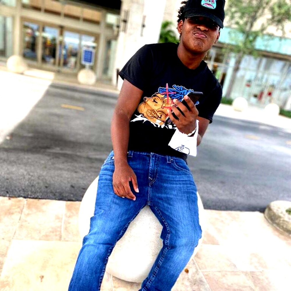 Meet your Posher, Jerron